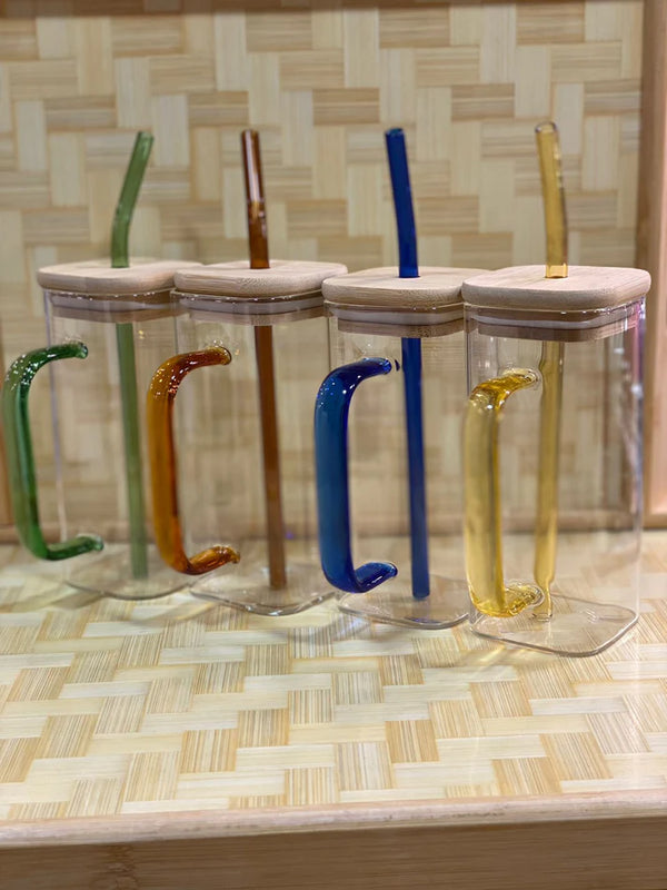 Square Ice Tea mug with lid and glass straw