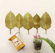 Multipurpose Metal Leaf Shape Hook