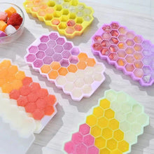 Honeycomb Silicone Ice Cube Tray With Lid